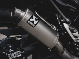 Akrapovič Goes Neo-retro With Its Latest Exhaust For The Triumph Scrambler 400 X