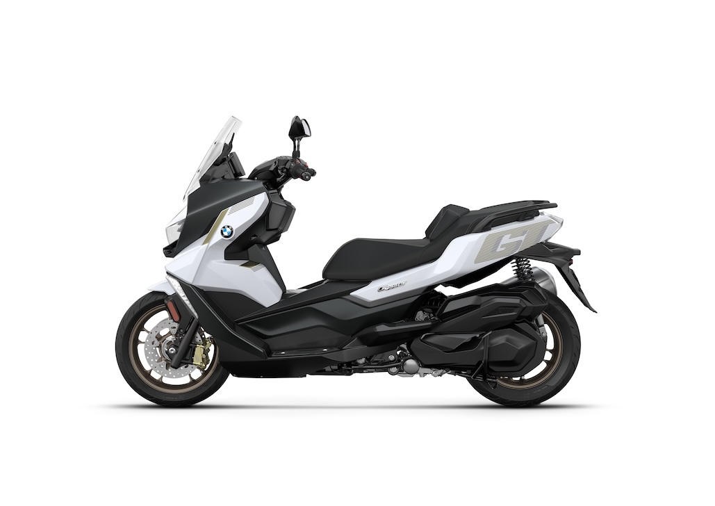 Bmw Motorrad Presents The New Bmw C 400 Gt And Bmw C 400 X