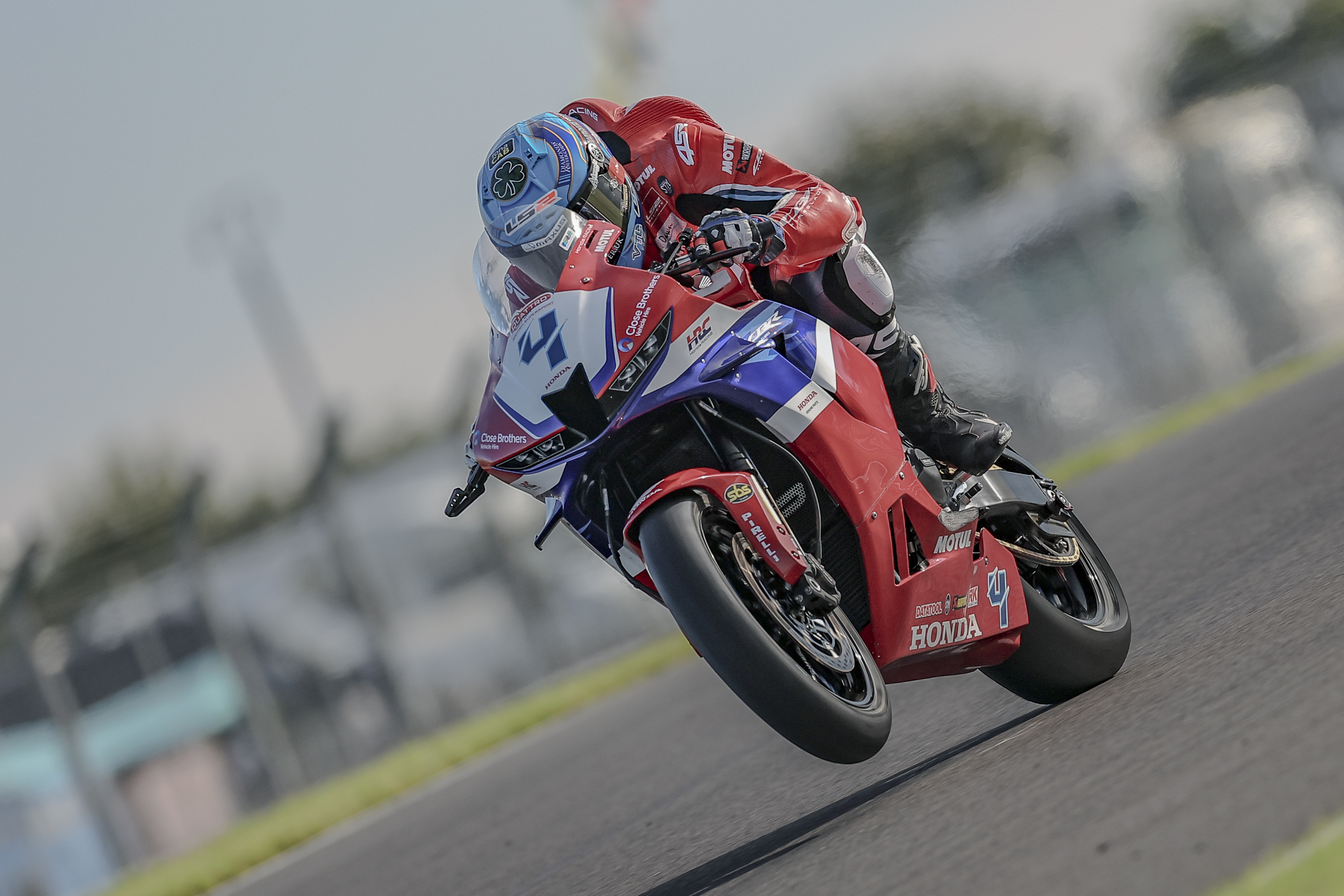 Stapleford Triumphs In Donington Thriller As Kennedy Extends Championship Lead