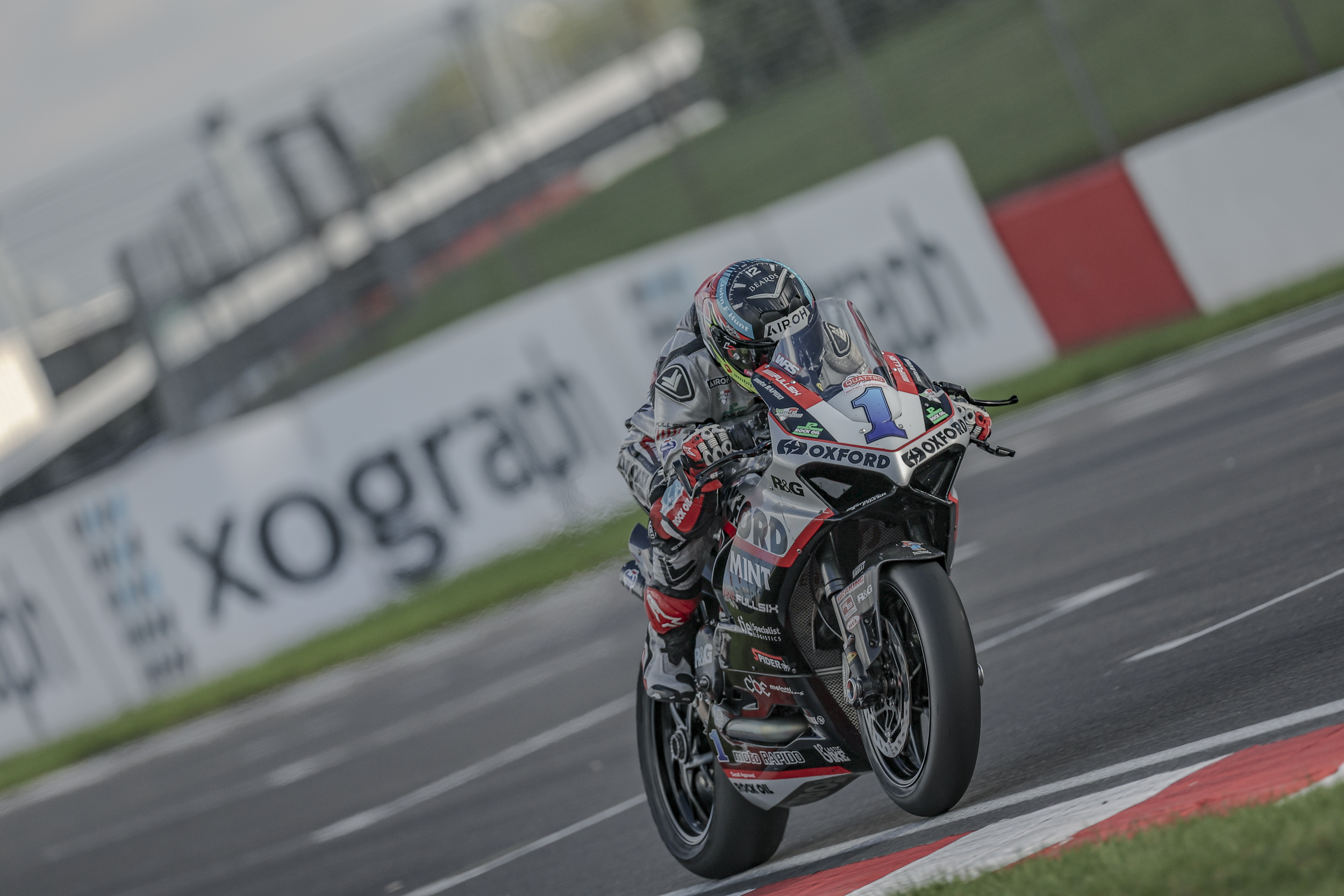 Stapleford Triumphs In Donington Thriller As Kennedy Extends Championship Lead