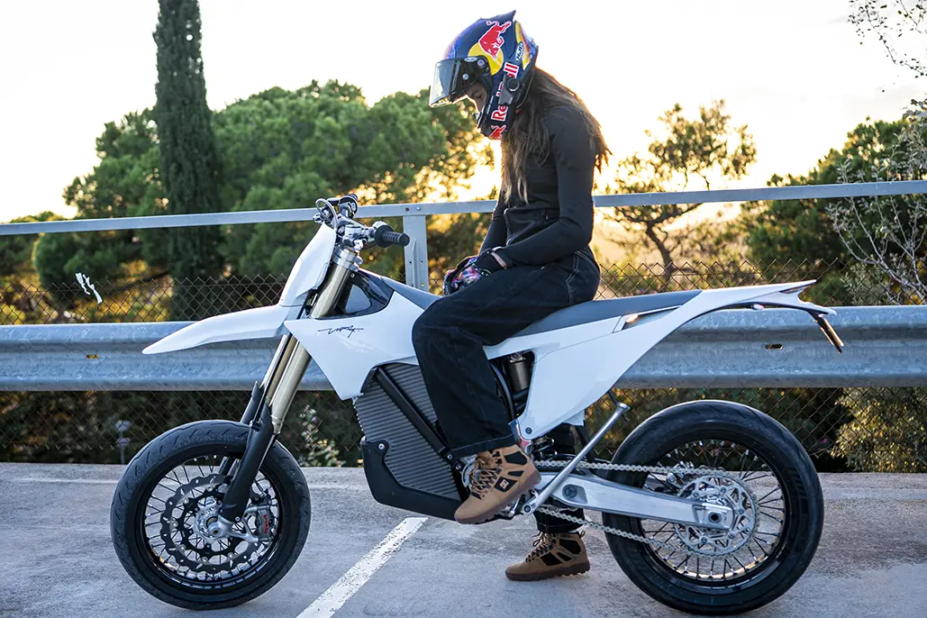 Sarah Lezito Partners With Sena