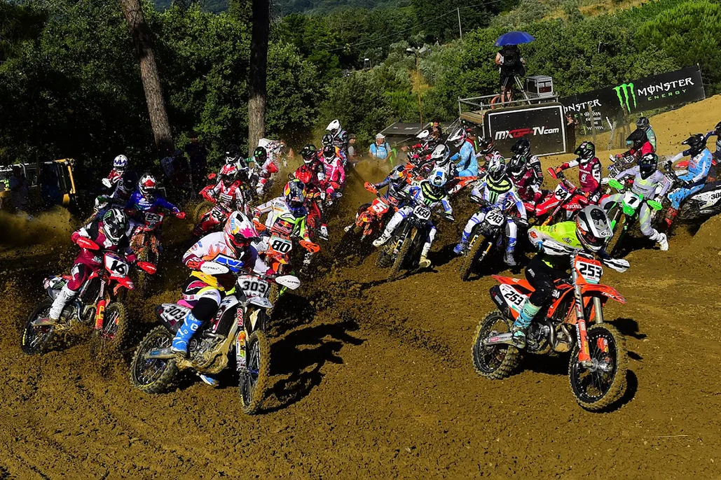 Mxgp: Fun In The Sun For Gajser &Amp; Valin As They Win The Qualifying Races 1 Mxgp: Fun In The Sun For Gajser &Amp; Valin As They Win The Qualifying Races