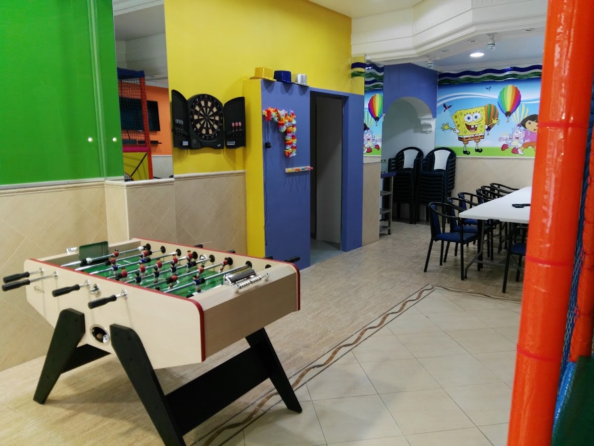 PARTY PARK