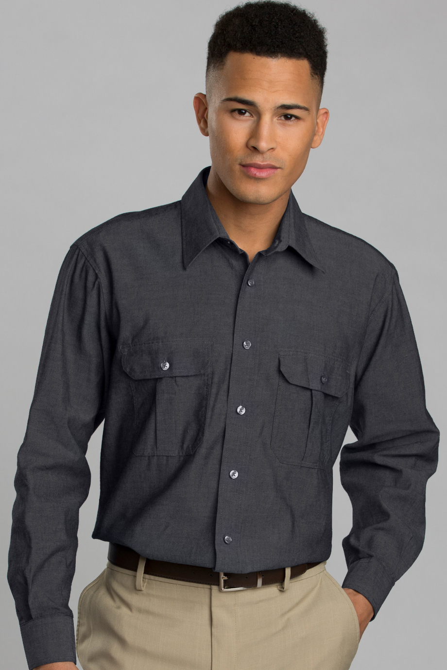 EDWARDS MENS CHAMBRAY ROLL UP SLEEVE SHIRT - On Model
