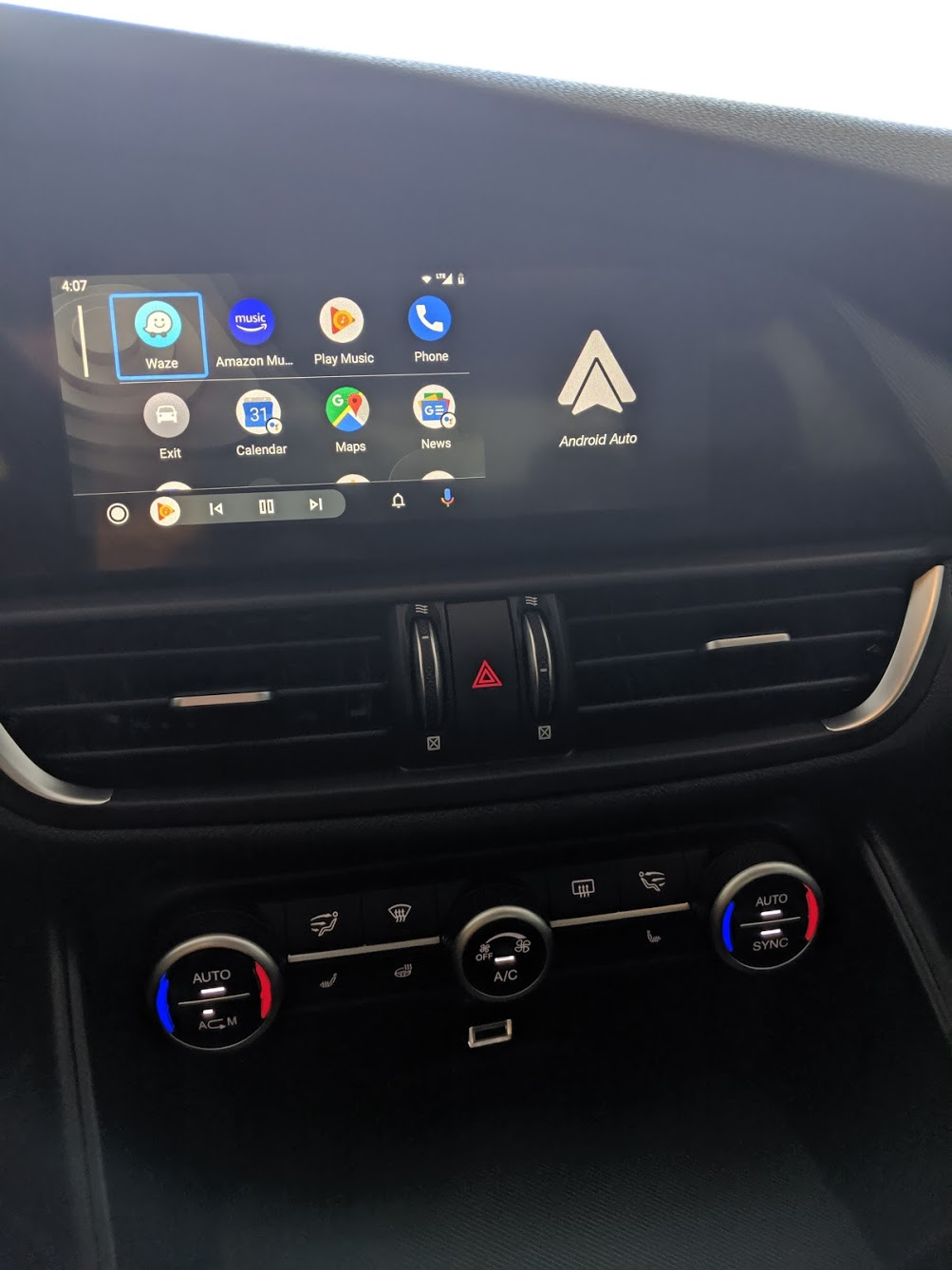 Cómo poner cualquier app a pantalla completa en Android Auto