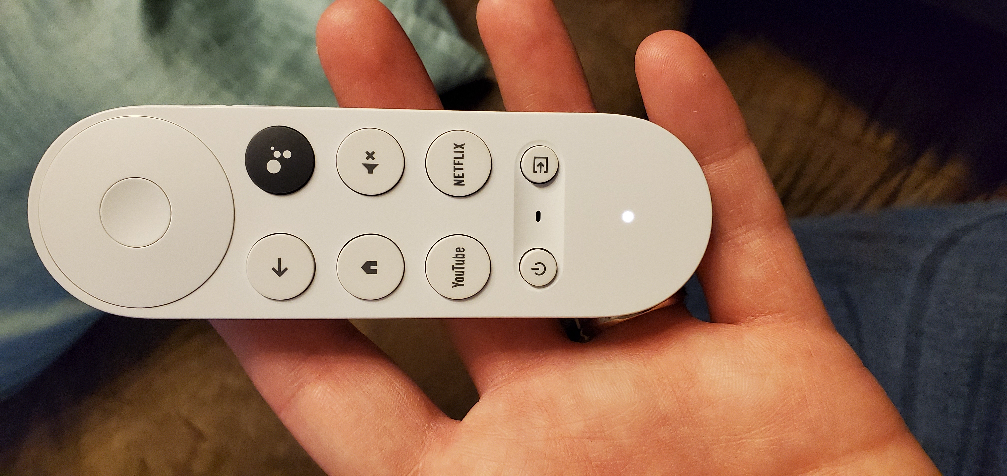 google chromecast remote pulsing white light