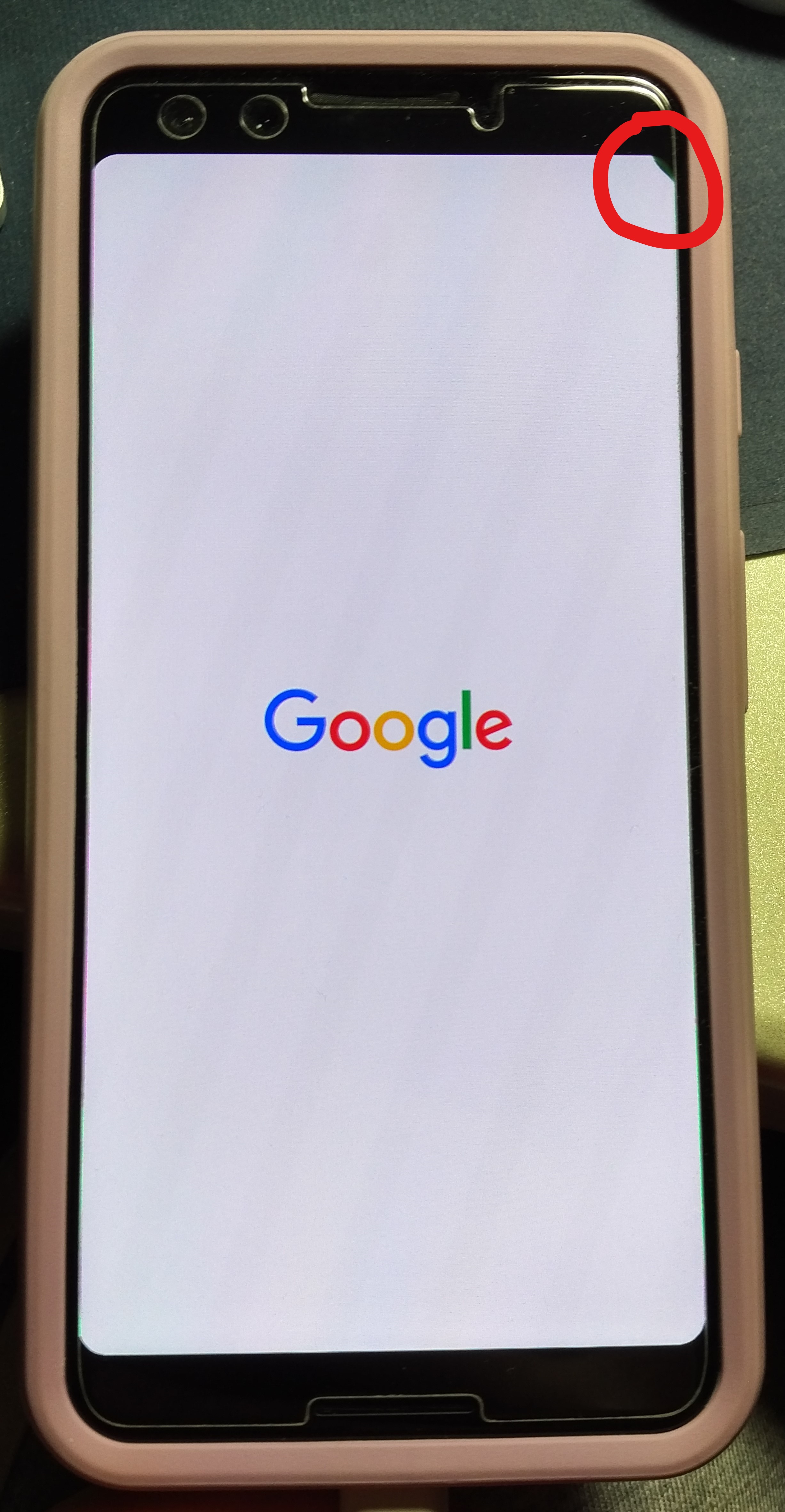 Green spots on the screen corner and Failed to update to 10 - Google Pixel Community