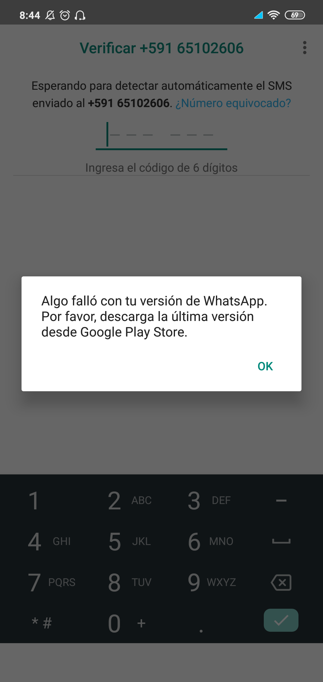 Ingresar a PlayStore y descargar Whatsapp