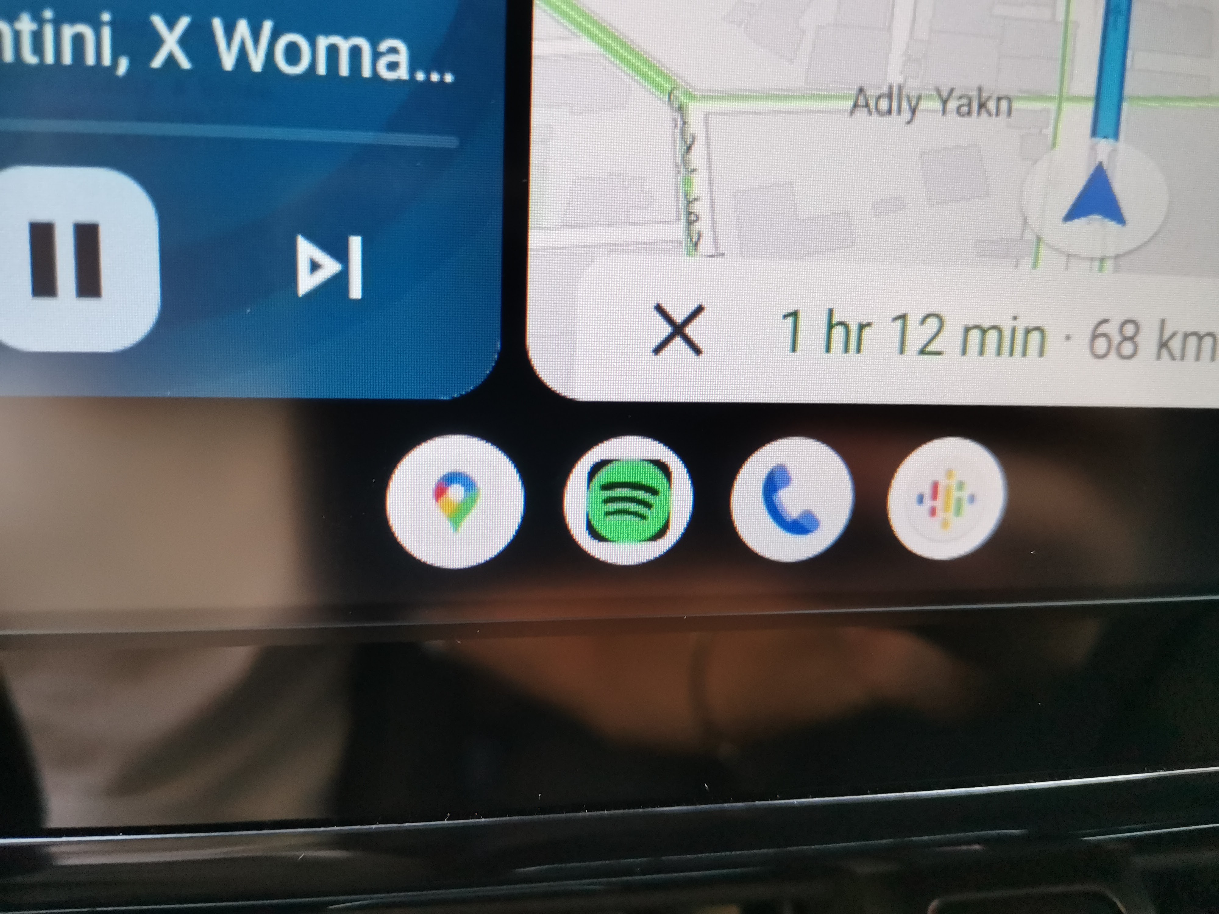 apps with white background glitch - Android Auto Community