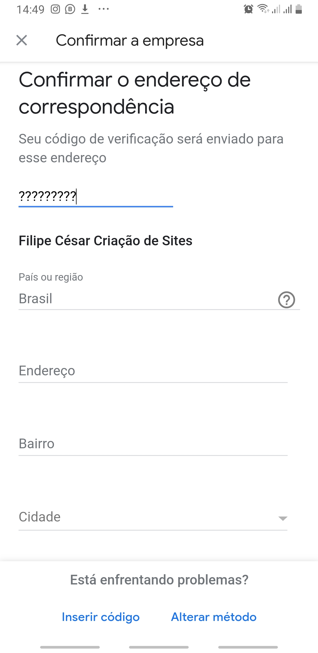 O  fica pedindo atualização mas quando abro o google play