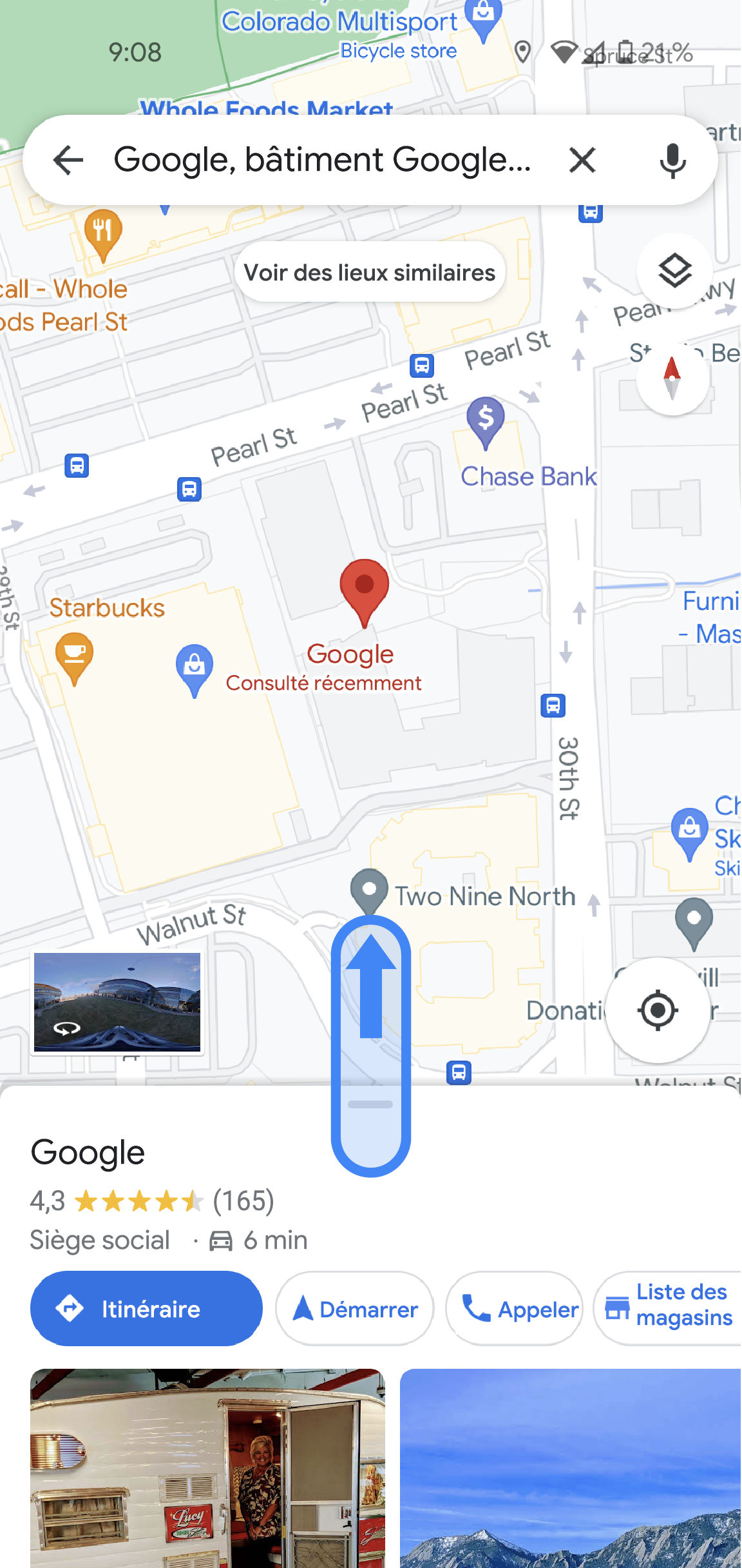 Dans l'application Google Maps, l'emplacement d'un bureau Google s'affiche. Au bas de l'application, le nom du lieu et sa note moyenne sont affichés. Vous avez également accès à des boutons permettant de rechercher un itinéraire, de démarrer la navigation, d'appeler, etc.