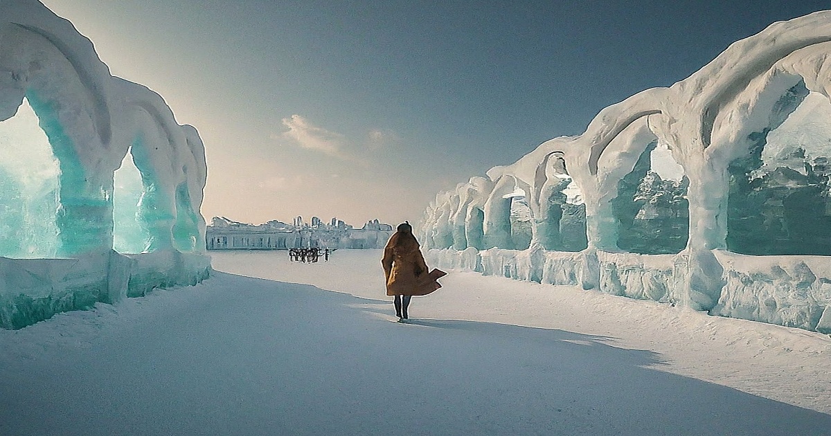 Main image to the post Harbin Ice and Snow World Opens, Ushering in a Winter Tourism Boom in China