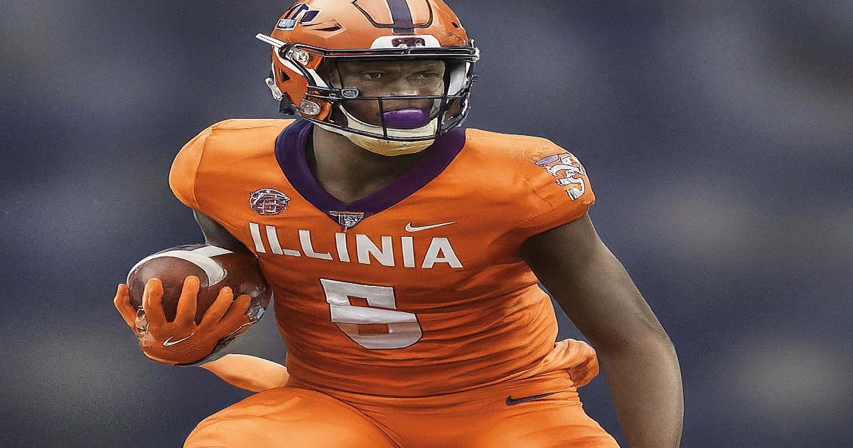 Main image to the post Illini Hold On to Defeat Huskies in Seattle, Completing Pacific Northwest Sweep