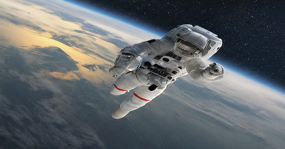 Main image to the post Astronauts Return to Earth After Lengthy ISS Mission