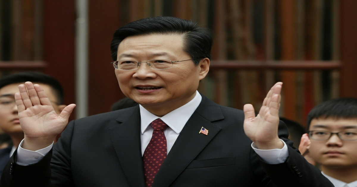 Main image to the post Ma Ying-jeou Leads Youth Delegation to Mainland China for Cross-Straits Exchange