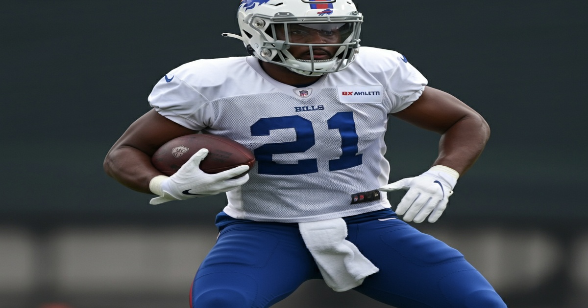 Main image to the post Cook Returns to Bills Practice Amidst Contract Talks