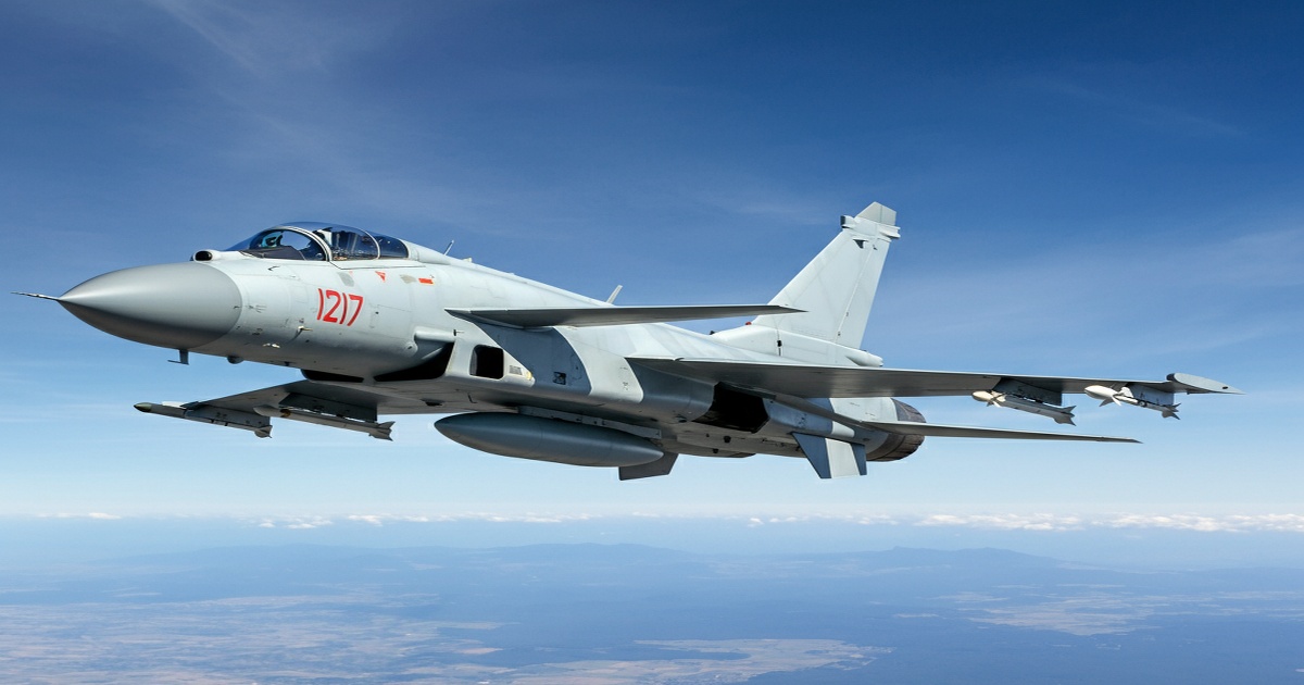 Main image to the post China's J-10CE Fighter Jet Takes Center Stage at Paris Air Show
