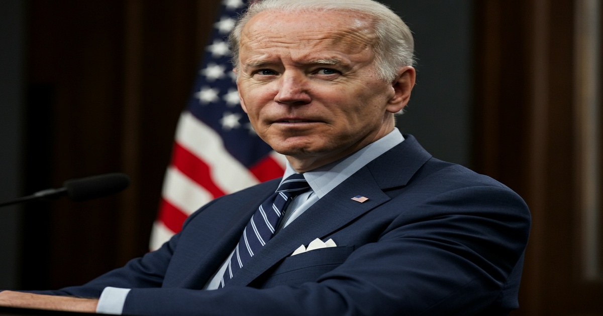 Main image to the post Biden Defends Pardons Amid Republican Criticism of Autopen Usage