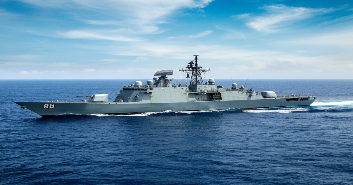 Main image to the post PLA Southern Theater Command Conducts Combat Exercise in the South China Sea