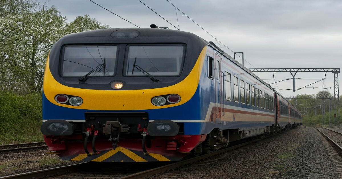 Main image to the post Train Derailment in Southern Germany Claims Lives, Injures Many