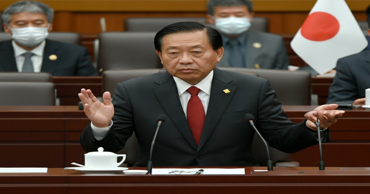 Main image to the post China and Japan Discuss Bilateral Relations in Kuala Lumpur