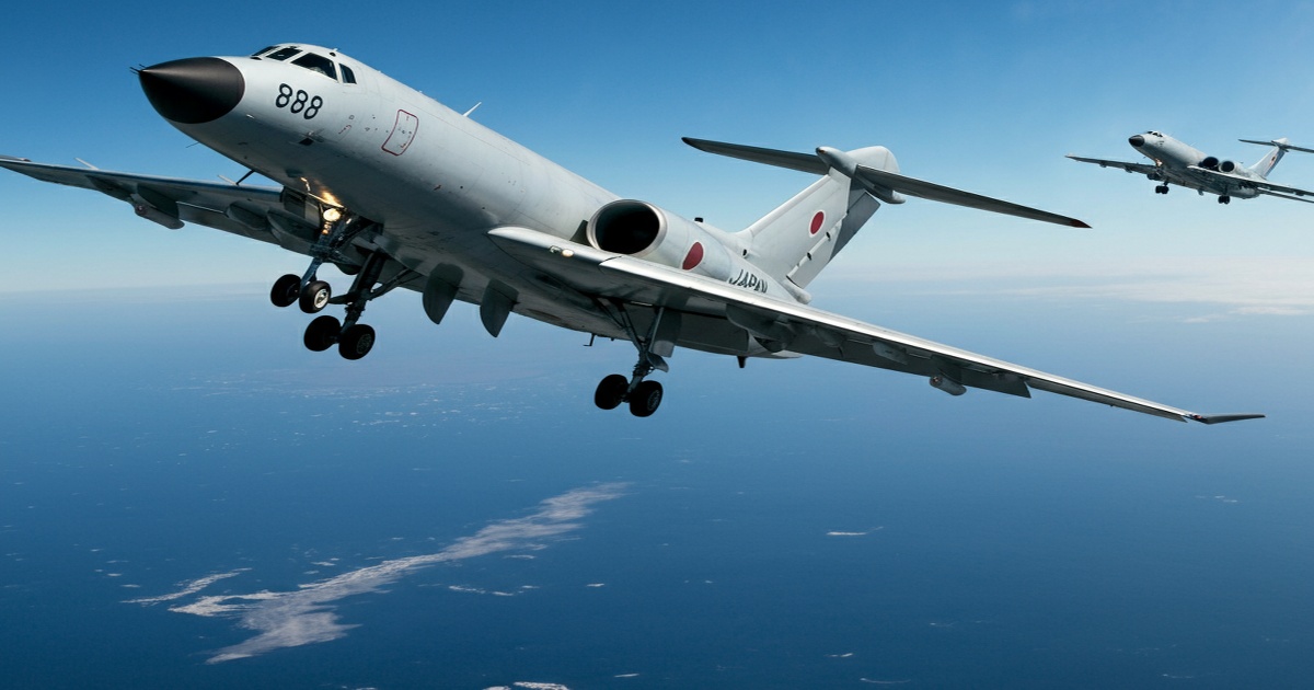 Main image to the post Japan Warns Russian Aircraft with Flares After Airspace Violation