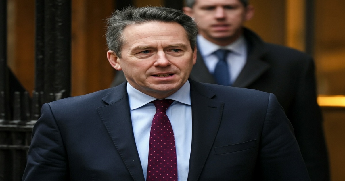 Main image to the post Blunkett Urges Starmer to Consider ECHR Suspension to Address Migration