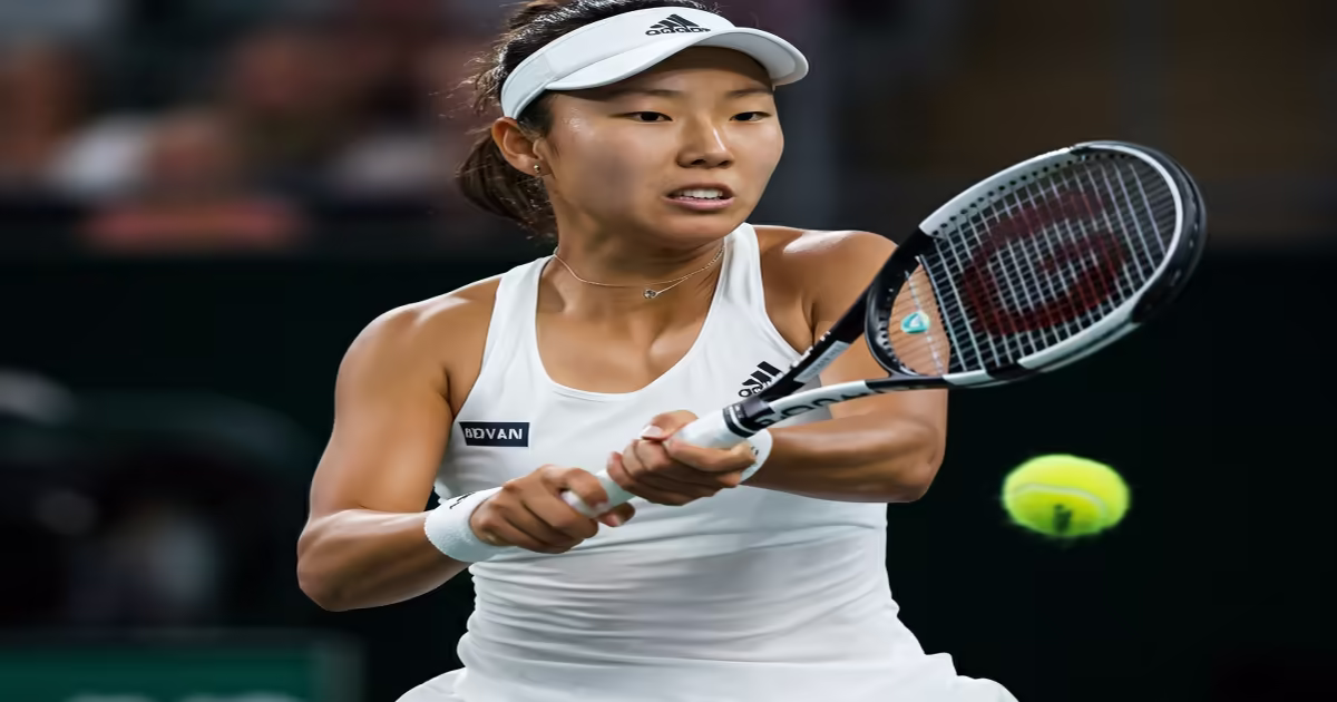 Main image to the post Zheng Qinwen Takes Down World No. 1 Sabalenka to Advance to Italian Open Semifinals