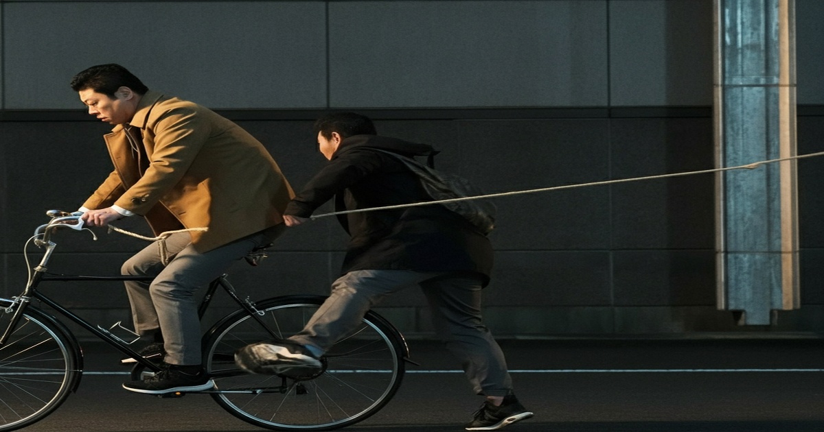 Main image to the post Man Arrested for Attempted Murder After Tripping Cyclist with Rope in Osaka