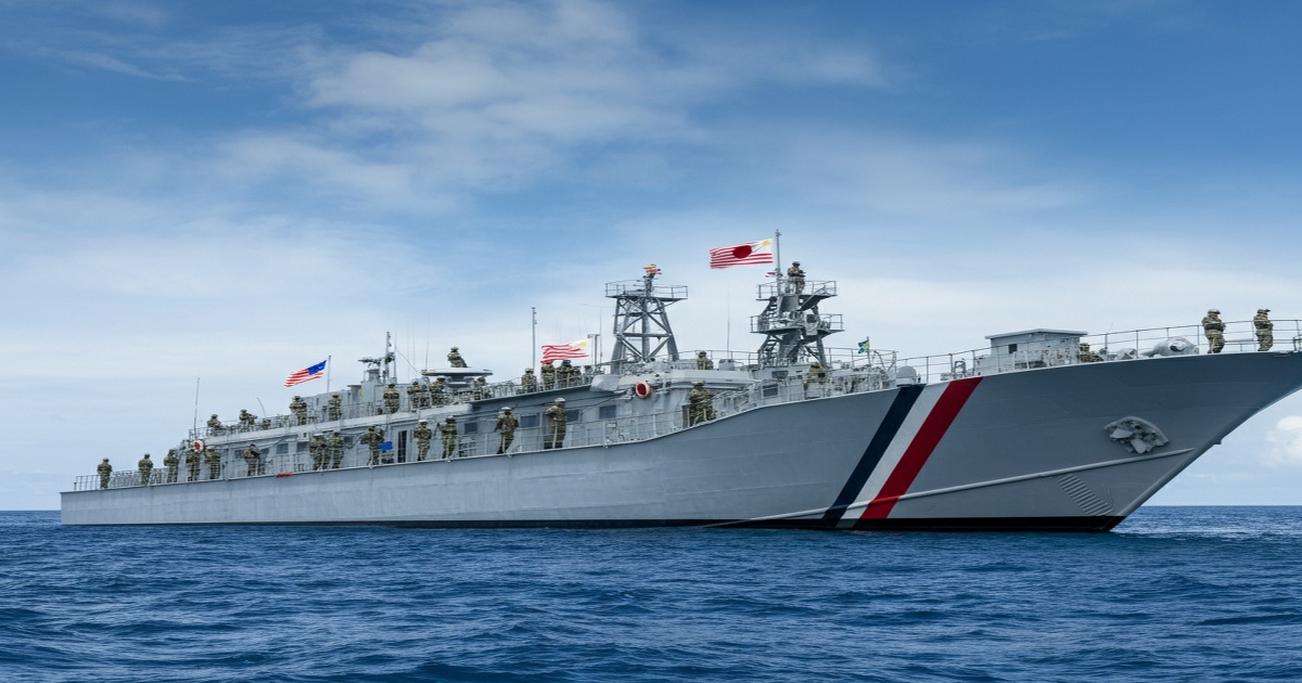 Main image to the post Japan, U.S., and Philippines Hold Joint Coast Guard Exercise Amid China's Maritime Expansion