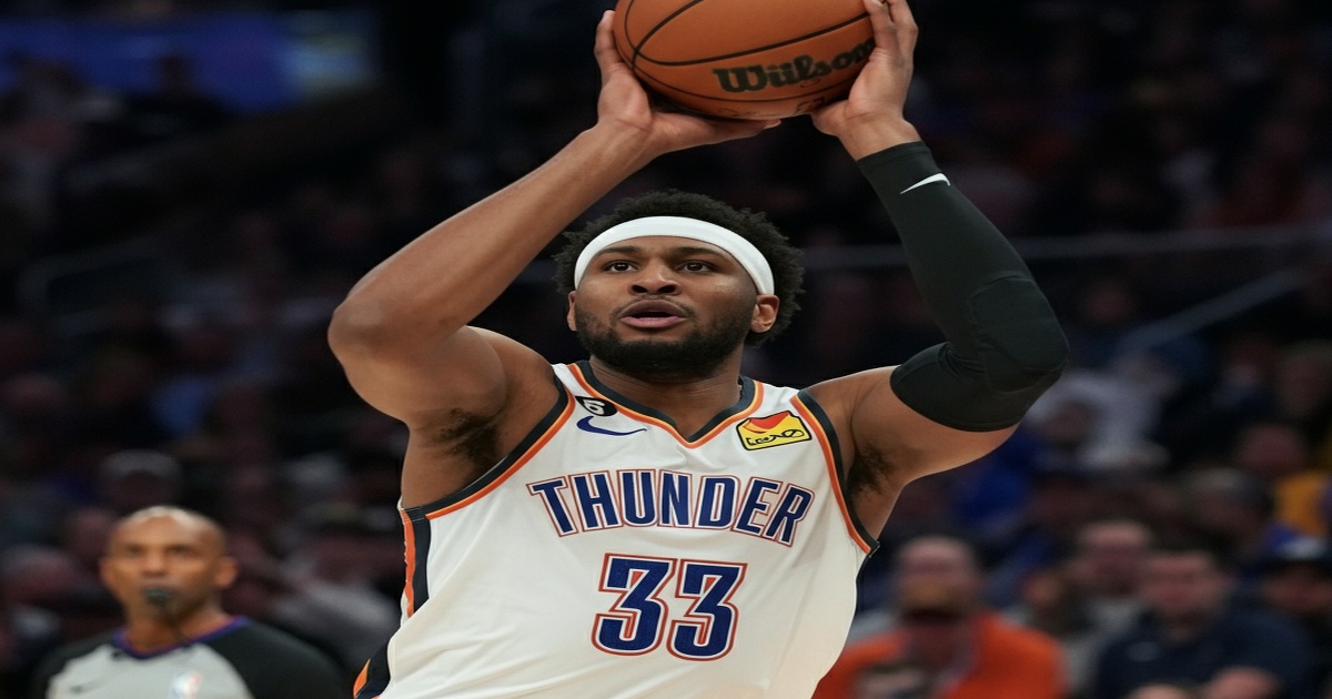 Main image to the post Thunder's Dominance Continues as Williams and Gilgeous-Alexander Propel Team to Game 5 Victory
