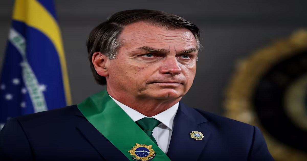 Main image to the post Bolsonaro Targeted by Brazilian Supreme Court, Accused of Seeking Trump's Help