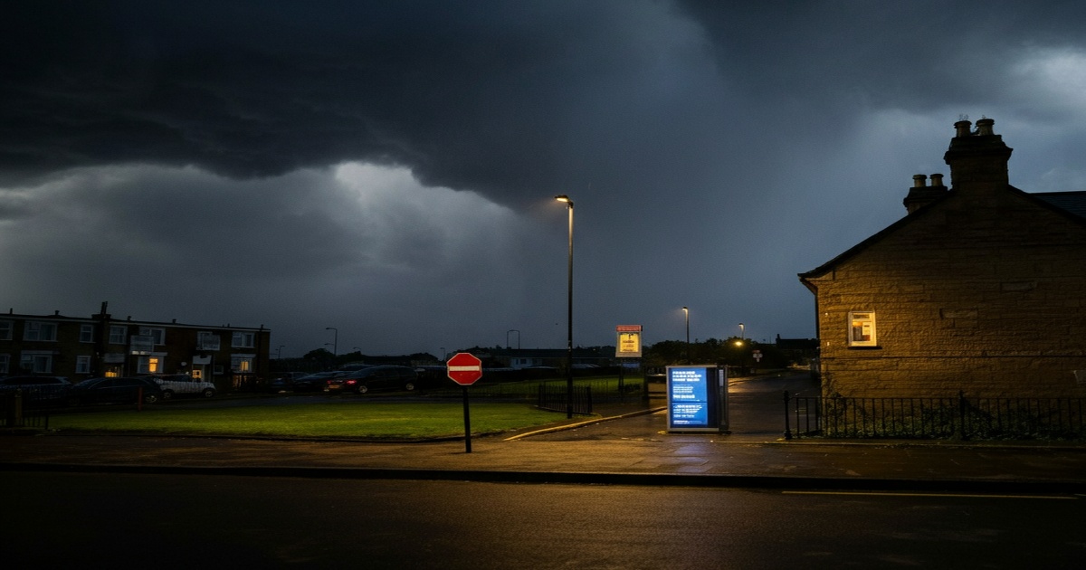 Main image to the post Rare Red Weather Warnings Issued for Northern Ireland and Scotland Due to Storm Éowyn