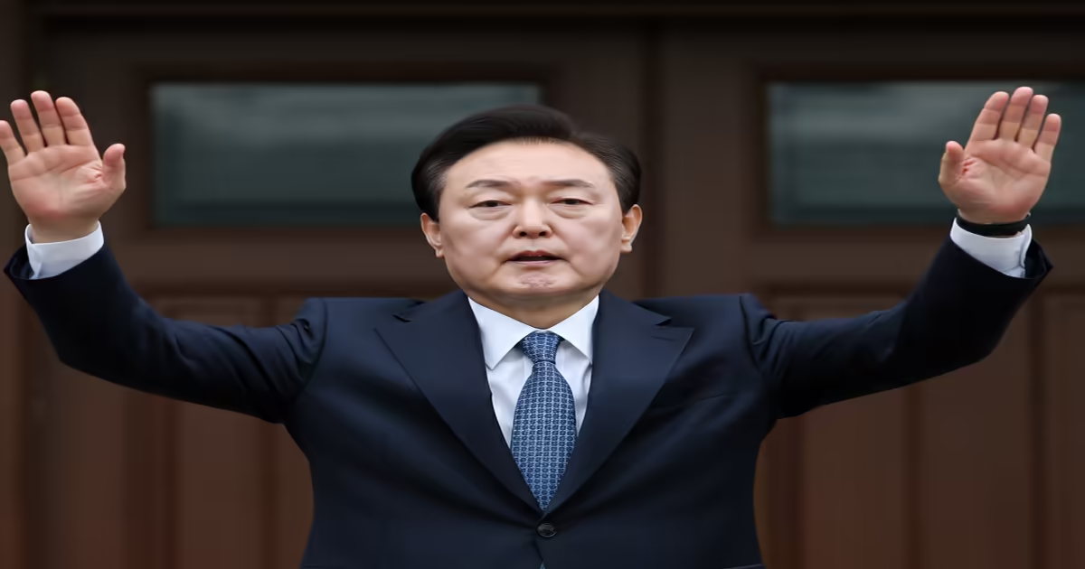 South Korean Court Orders Arrest of Former President Yoon Suk-yeol
