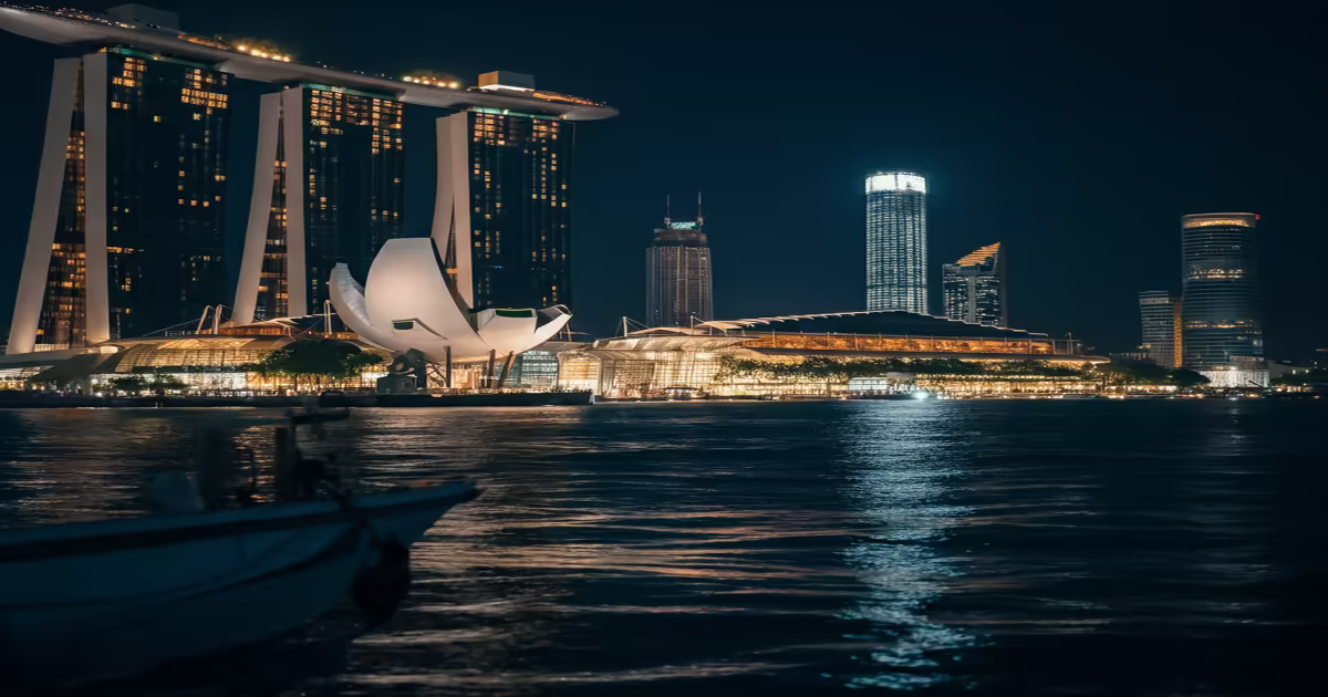 Main image to the post Singapore's COVID-19 Wave Subsiding, Officials Remain Vigilant