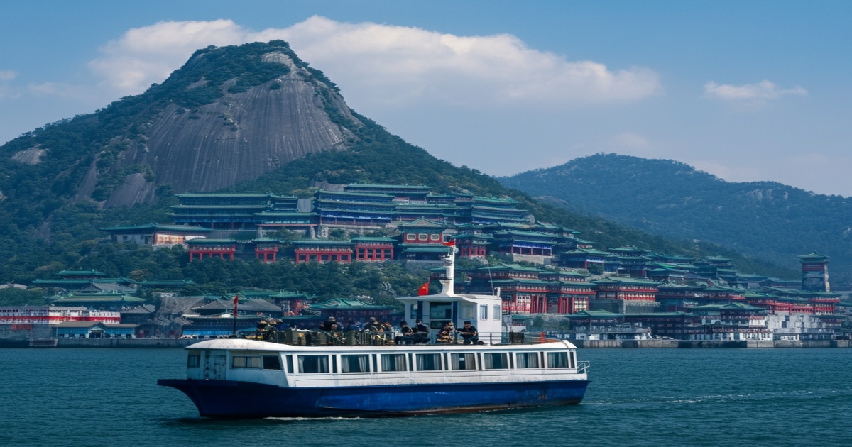 Main image to the post Mainland China to Resume Group Tours to Taiwan, Promoting Cross-Straits Exchanges and Cooperation