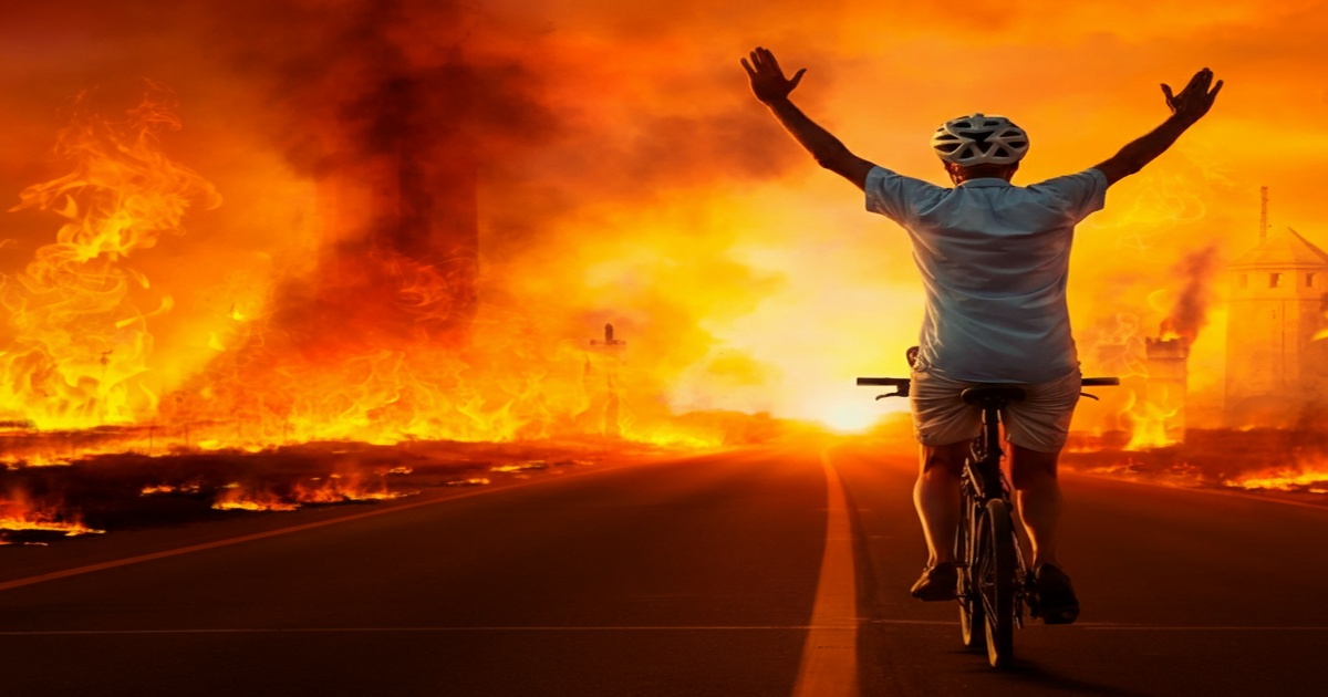 Main image to the post Spain Grapples with Deadly Heatwave as Fires and Heatstroke Claim Lives