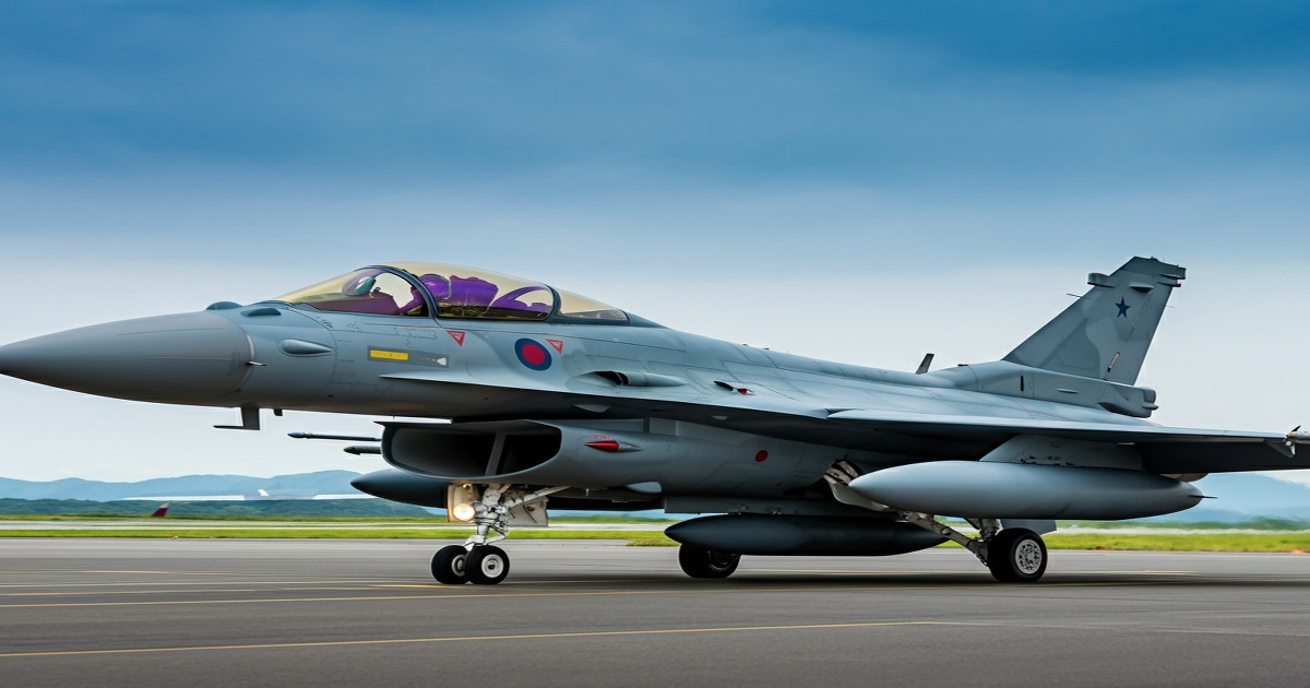 Main image to the post British Fighter Jet Makes Emergency Landing in Japan, Disrupting Airport Operations