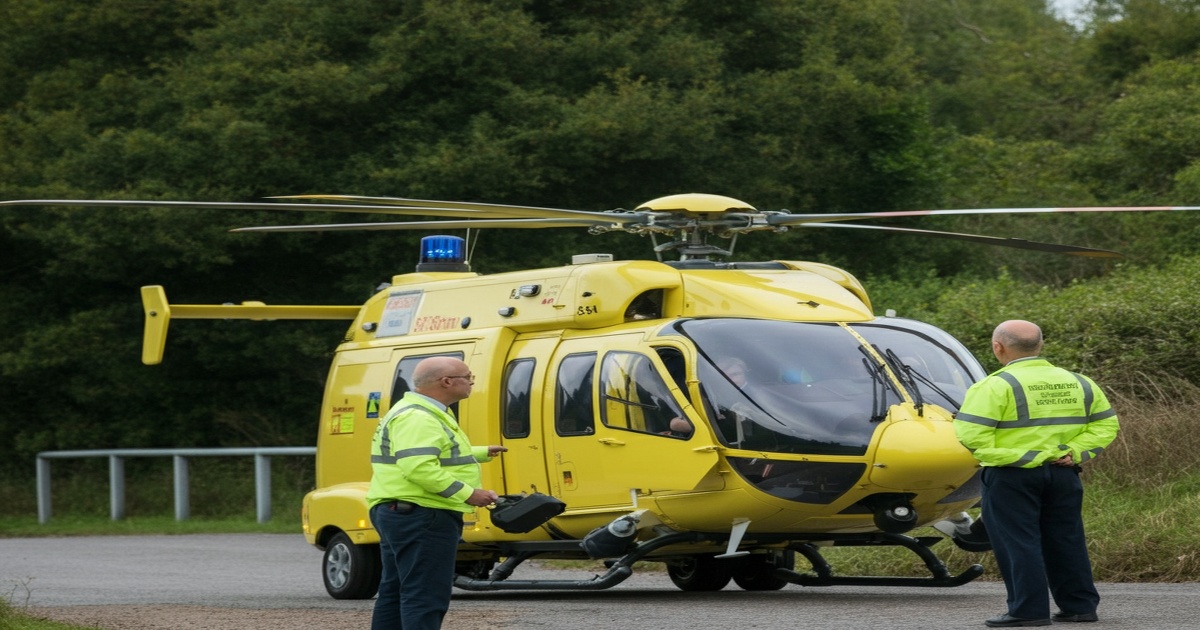 Main image to the post Air Ambulance Responds to Possible Stabbing Near Swindon School