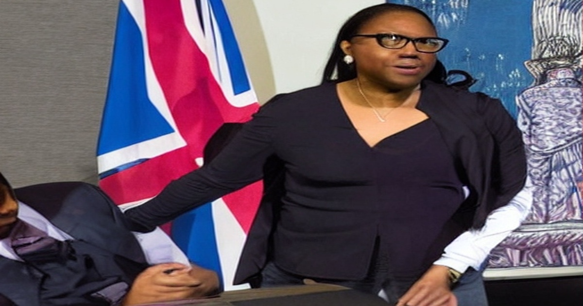 Main image to the post UK Cabinet Minister Pushes for Tougher Immigration Measures