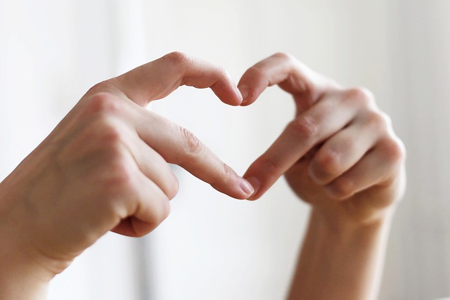 Biblical Meaning of Seeing Hearts Everywhere: Spiritual Insights