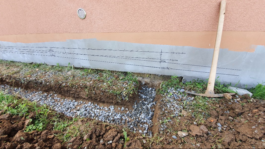 Zámková dlažba, palisády, obrubníky a schody - část 30.