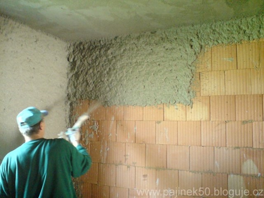 Omítky, topení, polystyren, čisté podlahy