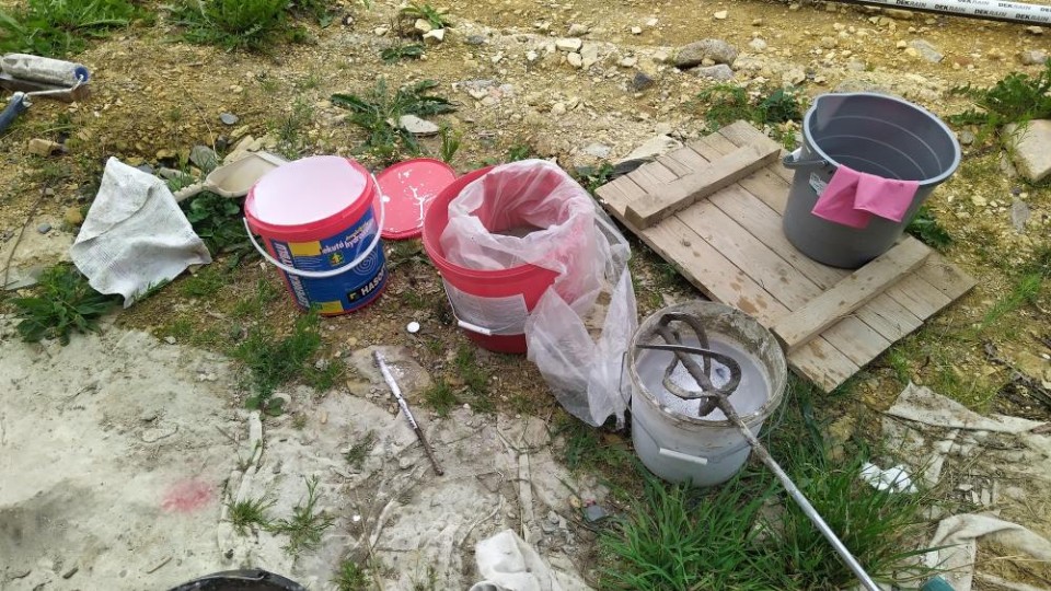 Proces míchání hydroizolace