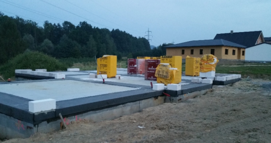 Hydroizolace a založení stavby