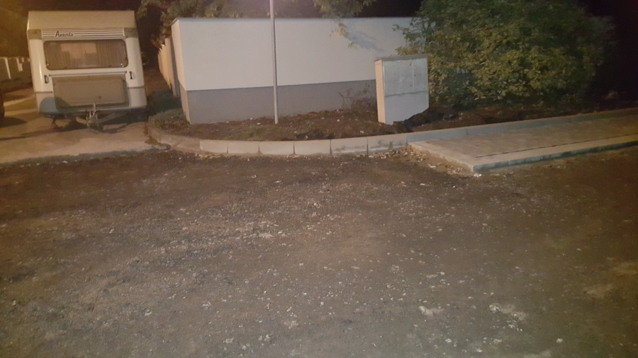 Příjezdová komunikace