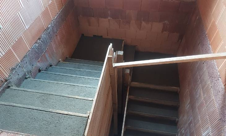 Betonové schodiště