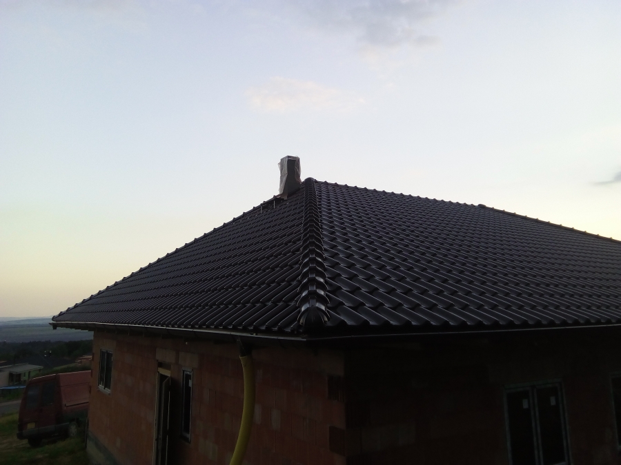 Vazníky a střešní krytina