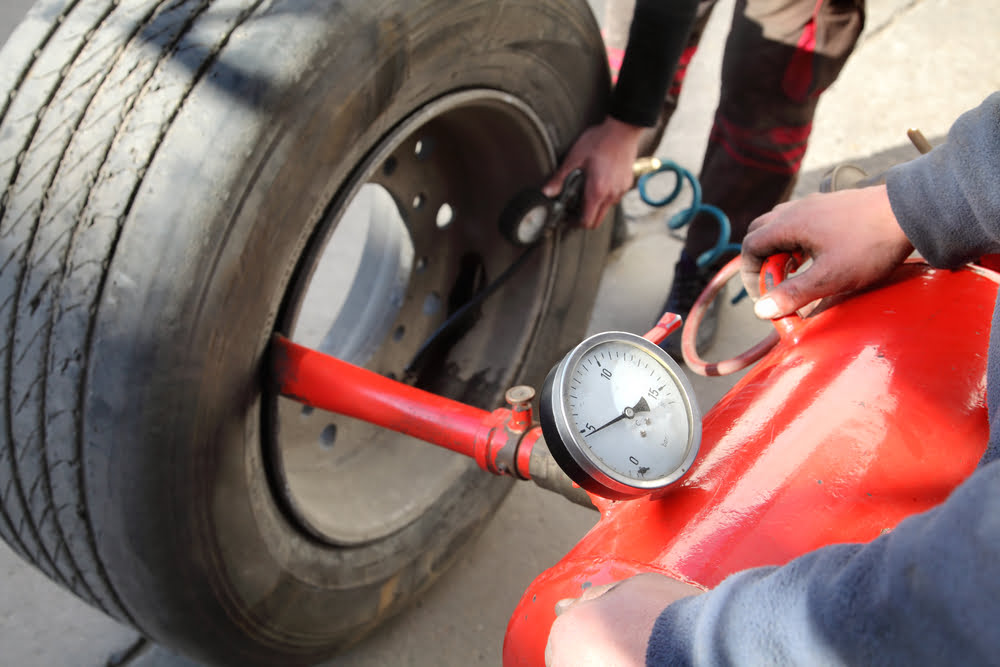 Featured image for “What is a Bead Seater and Do I Need One in my Auto Shop? ”