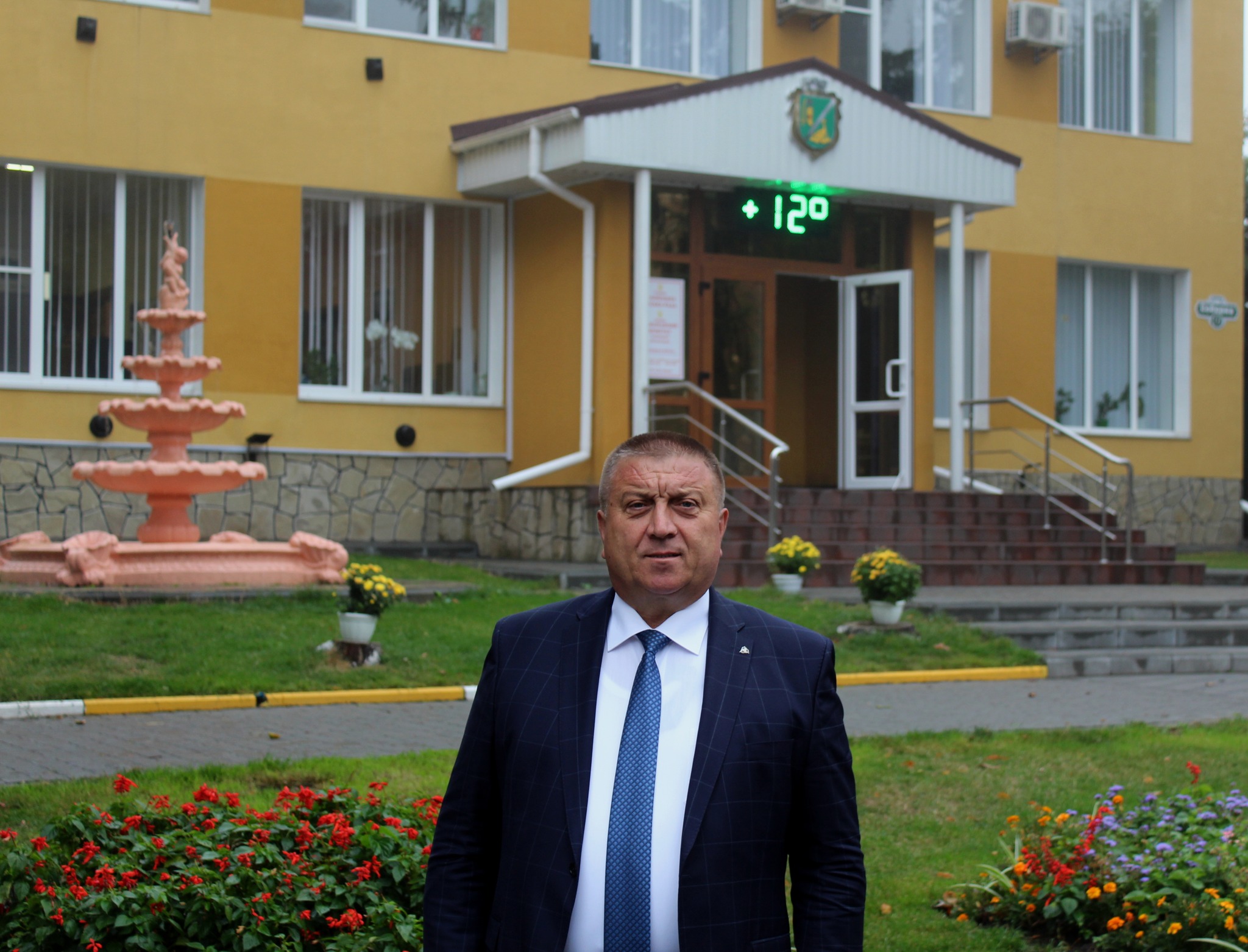 ebe48d18-a8a1-487d-8050-6f4ead8cfe20.jpg ebe48d18-a8a1-487d-8050-6f4ead8cfe20.jpg